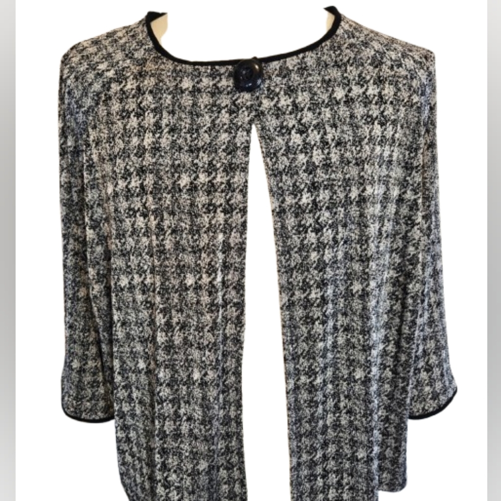 Laura Ashley Houndstooth Cape Jacket Lightweight 3X Black and White